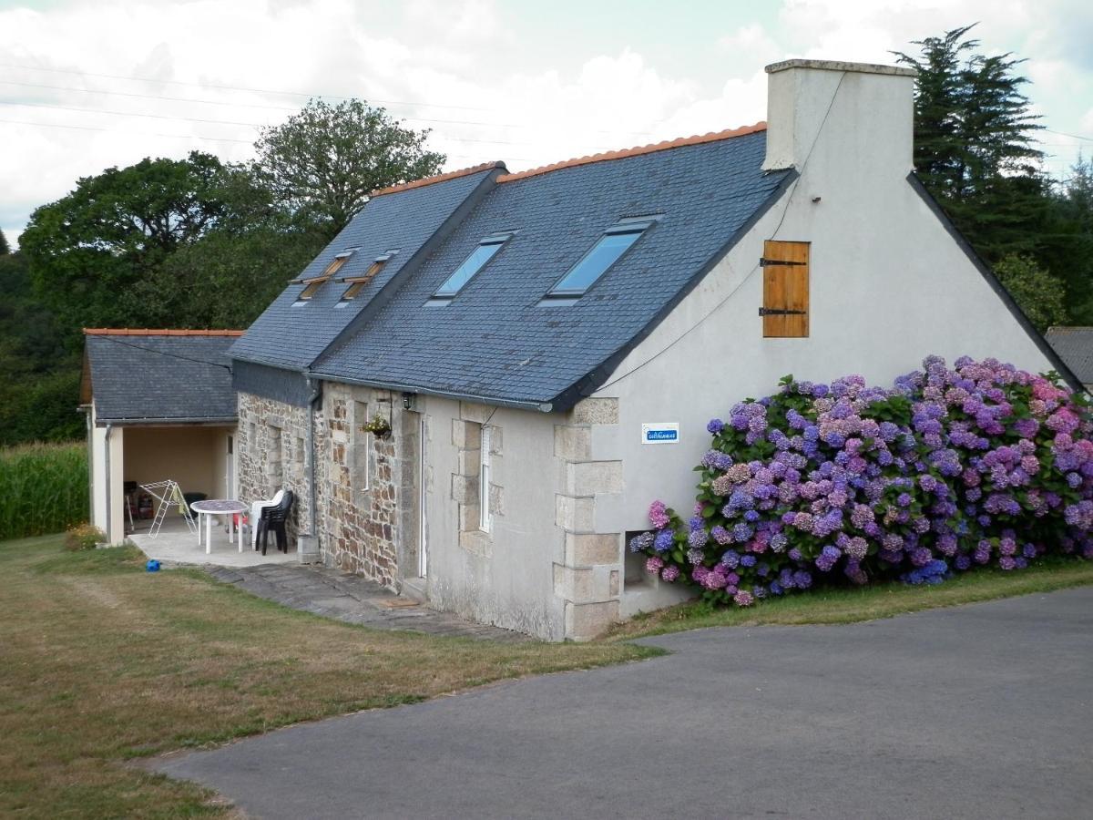 Gite Clevacances Dans Le Finistere Scrignac Exterior photo